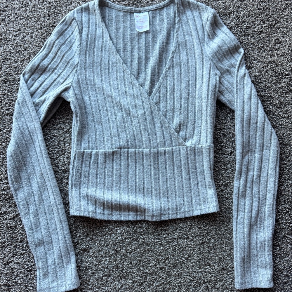 No Boundaries Gray Ribbed Wrap-Style Long Sleeve Top